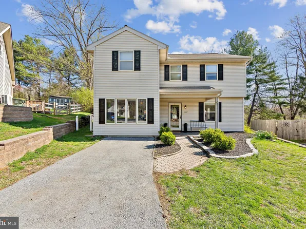 1127 New Hampshire Ln, Downingtown, PA 19335