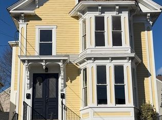 15 Varney St, Lowell, MA 01854