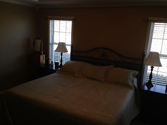 5th image of 838 Memorial Cir