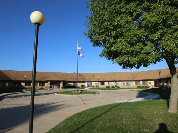 2349 27th St #2349, Spirit Lake, IA 51360
