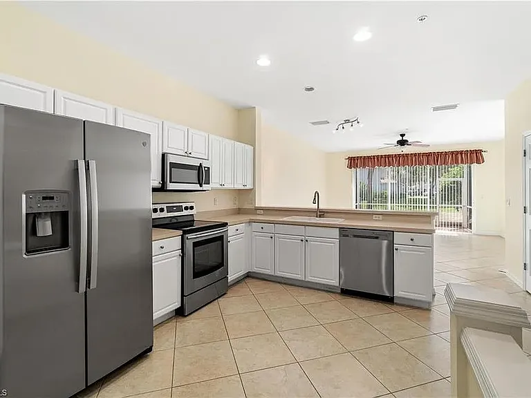 15734 Marcello Cir — Photo 4