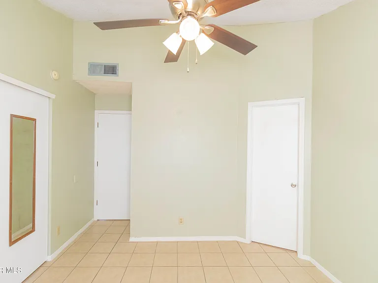 12056 Bellows Ct — Photo 23