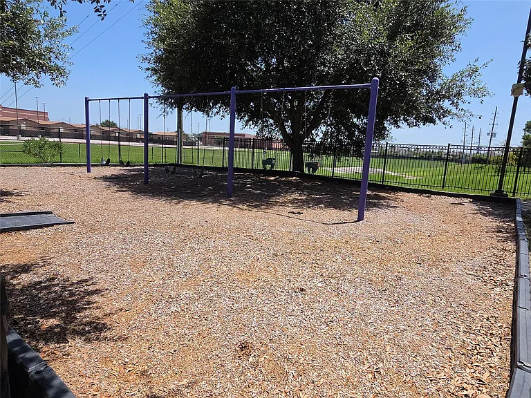 3031 E Lockeridge Village Dr — Photo 28
