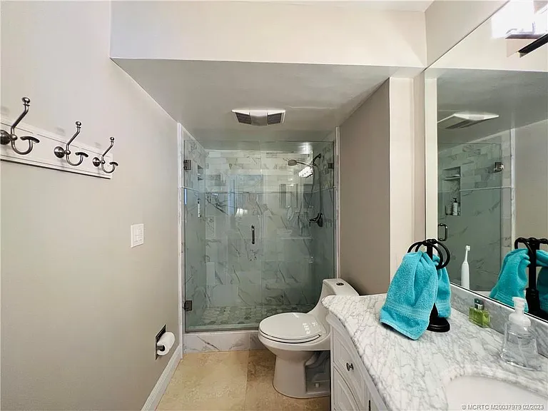 10600 S Ocean Dr #701 — Photo 56