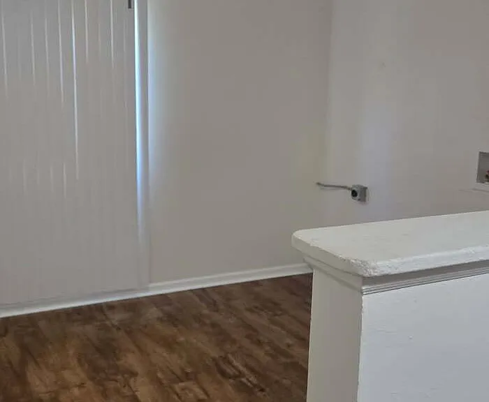 2248 Williams St — Photo 8