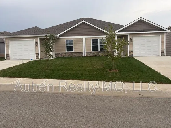 9310 N Lennox Pl, Kansas City, MO