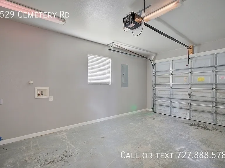 3529 Cemetery Rd — Photo 10