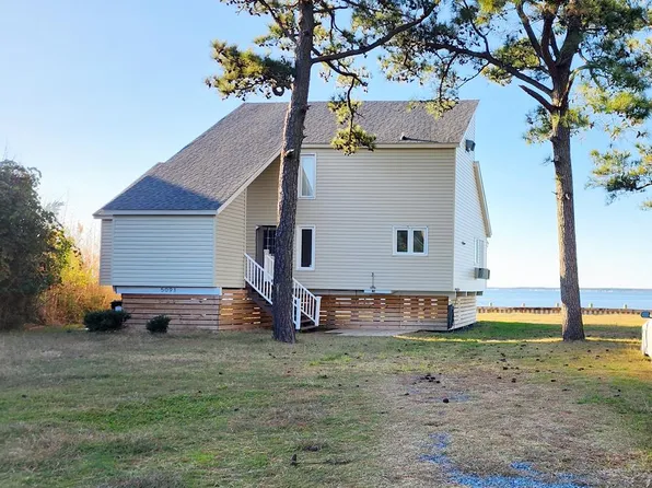 5091 Main St, Chincoteague, VA 23336