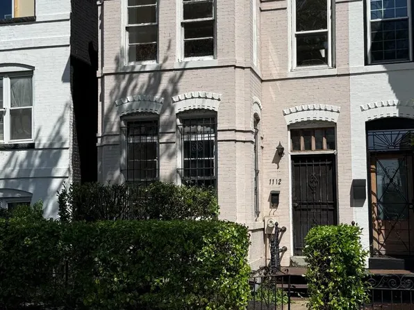 1112 I St SE, Washington, DC 20003