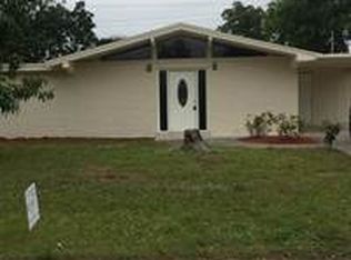 4670 West Dr, Fort Myers, FL 33907