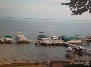 5560 W Houghton Lake Dr, Houghton Lake, MI 48629