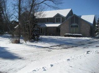 2665 Spencer Ln, Brookfield, WI 53045