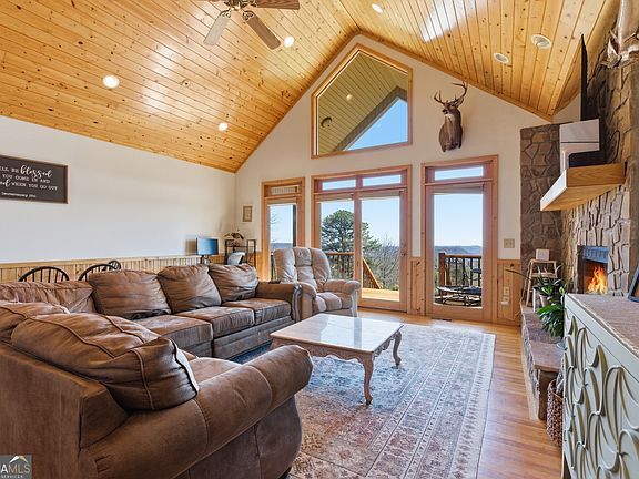 9th image of this home