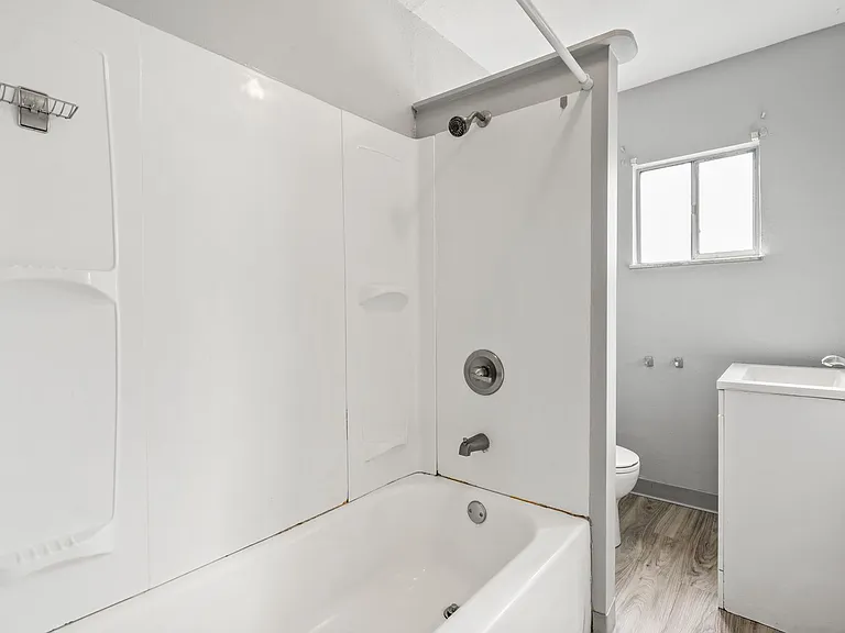 4408 Woolslayer Way — Photo 7