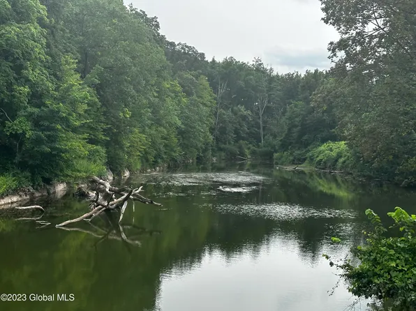 L1 Cauterskill Road, Catskill, NY 12414