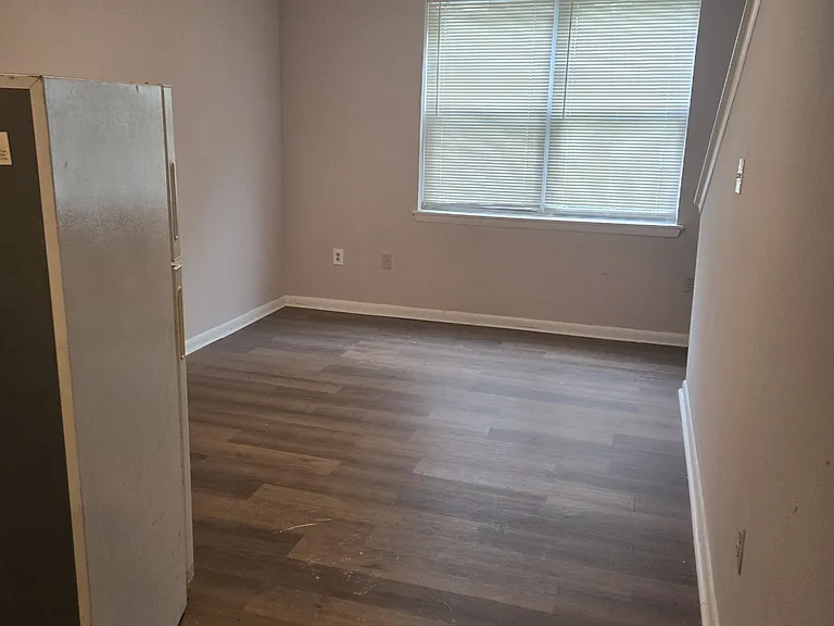 4206 W Girard Ave — Photo 4