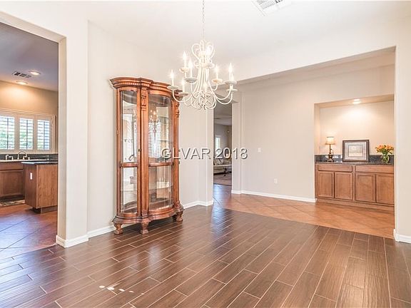3rd image of 948 Encorvado St