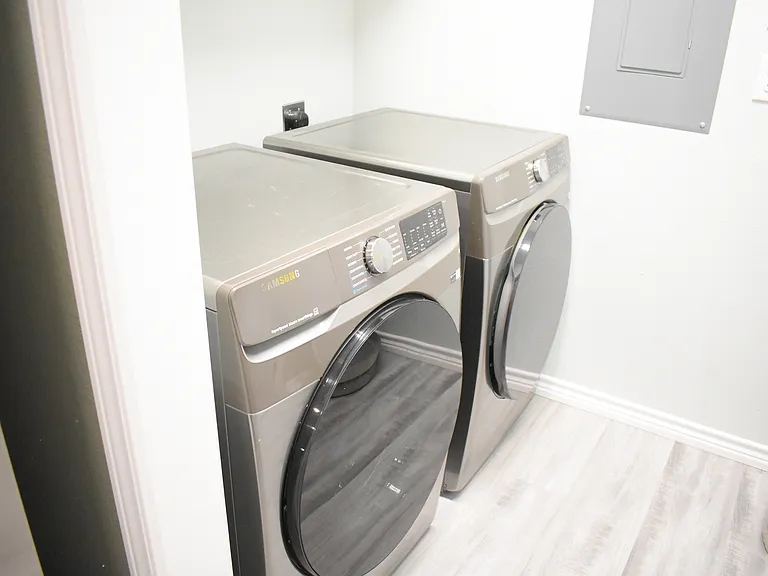 1905 Banita St #202 — Photo 6