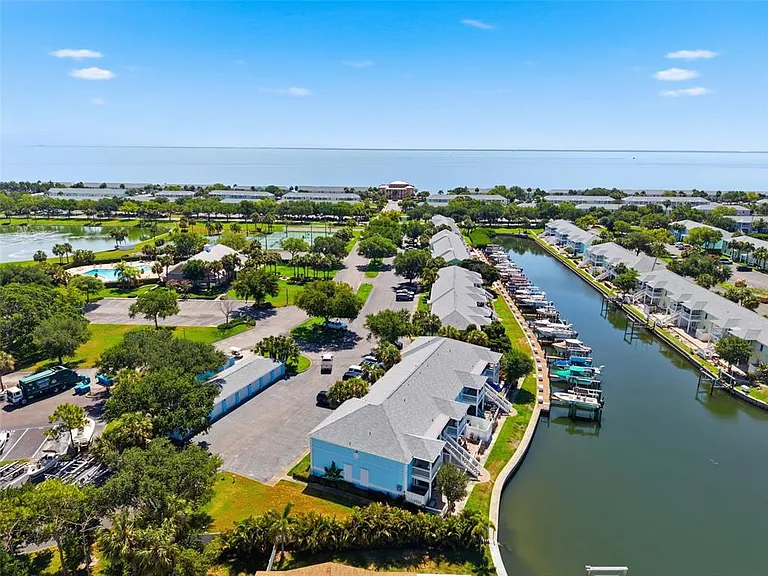4805 Cobia Dr SE #D — Photo 52