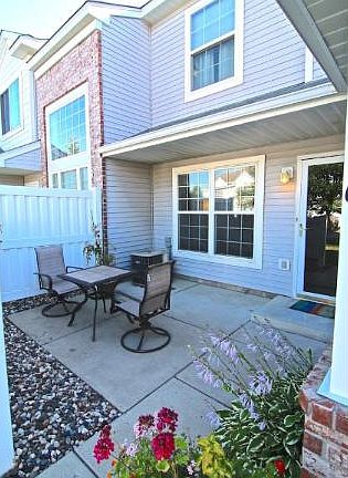 2nd image of 316 Wagon Wheel Ln