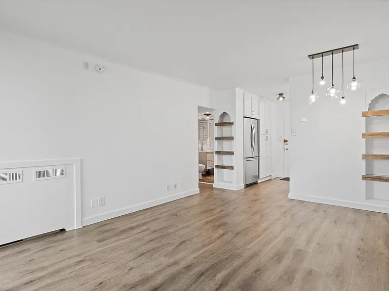 1250 4th St SW #710W — Photo 11