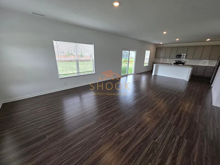 6272 Spirea Ct W — Photo 6