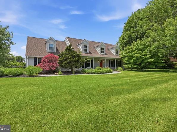 1203 Delpa Dr, Newark, DE 19711