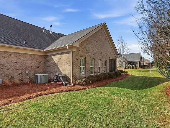 3rd image of 407 Olsen Dr