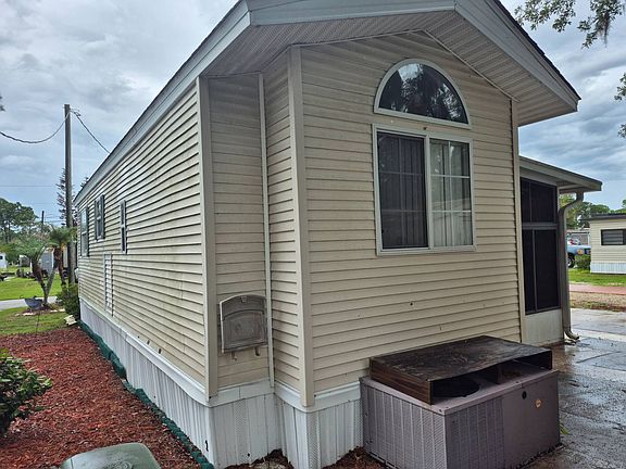 3rd image of 5200 Nova Rd #177