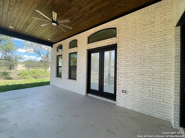 399 Bauer Ln — Photo 32