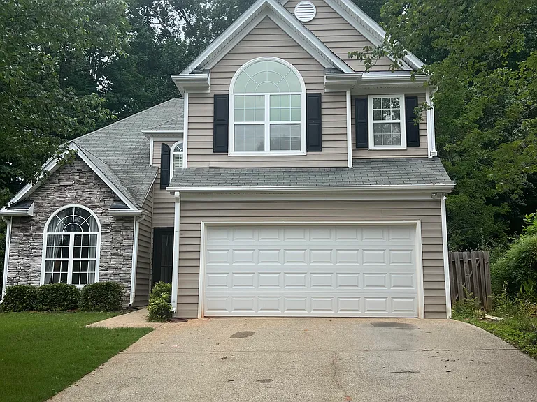 4011 Westridge Xing — Photo 1