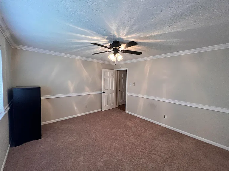 2104 Bay Hill Dr — Photo 30