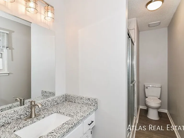 710 S Park Dr — Photo 9