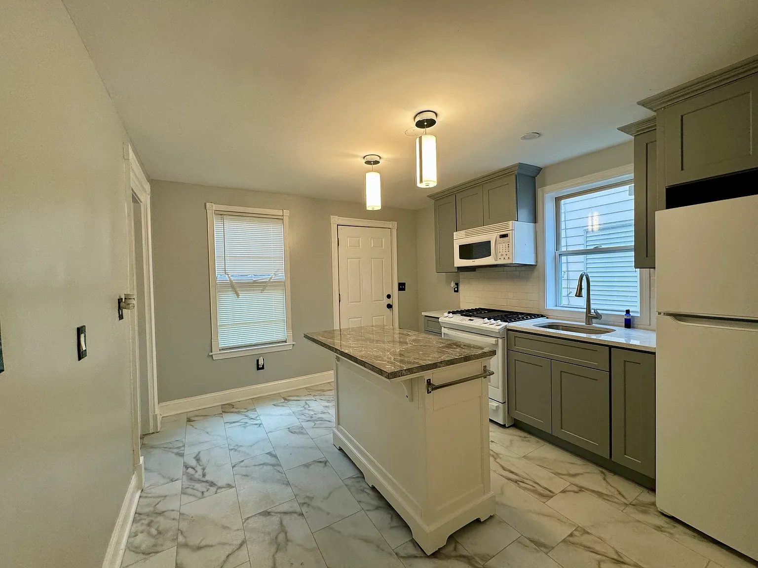 1 bed, 1683 sqft, $850 — Photo 3