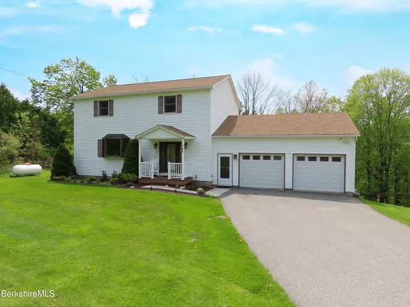 164 Oak Hl, North Adams, MA 01247