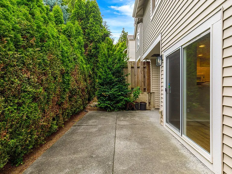 552 S 51st Ct — Photo 10