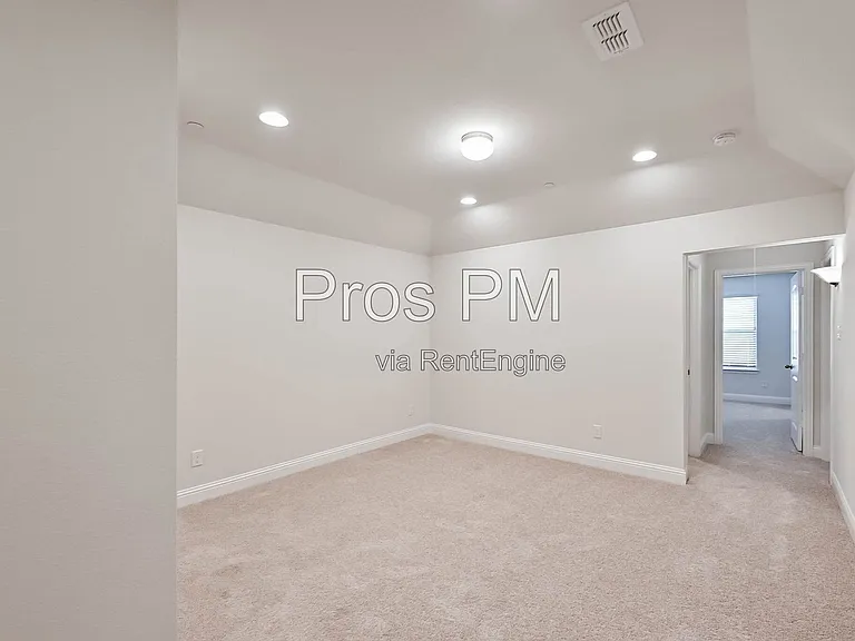 4256 Mingo Dr — Photo 11