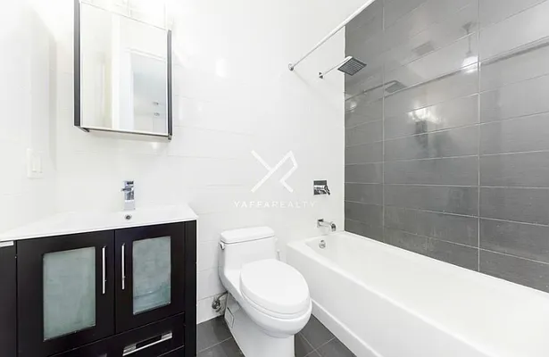 Rented by Yaffa Realty LLC | media 21