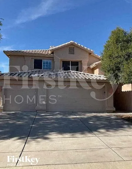 11335 N Silver Pheasant Loop — Photo 1
