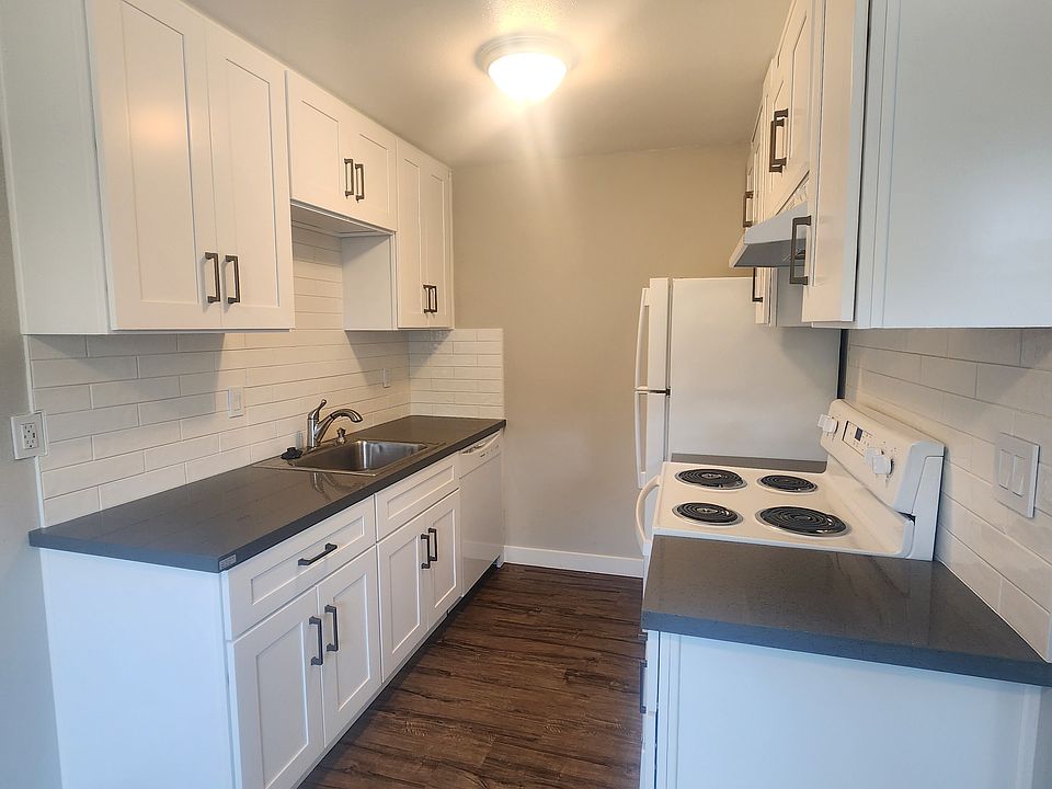 1st image of 6402 14th Ave NW APT 2