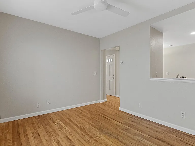 1940 W 32nd Ave #202 — Photo 7