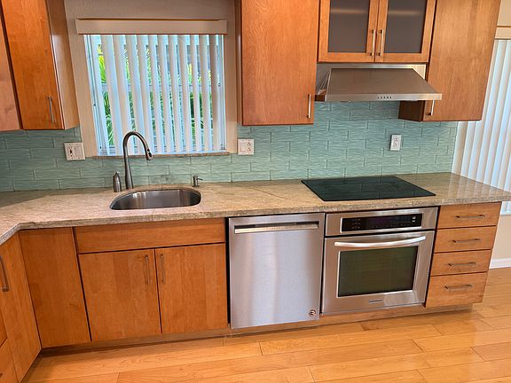 5th image of 232 La Paloma Rd
