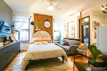 Rented by City Connections Realty