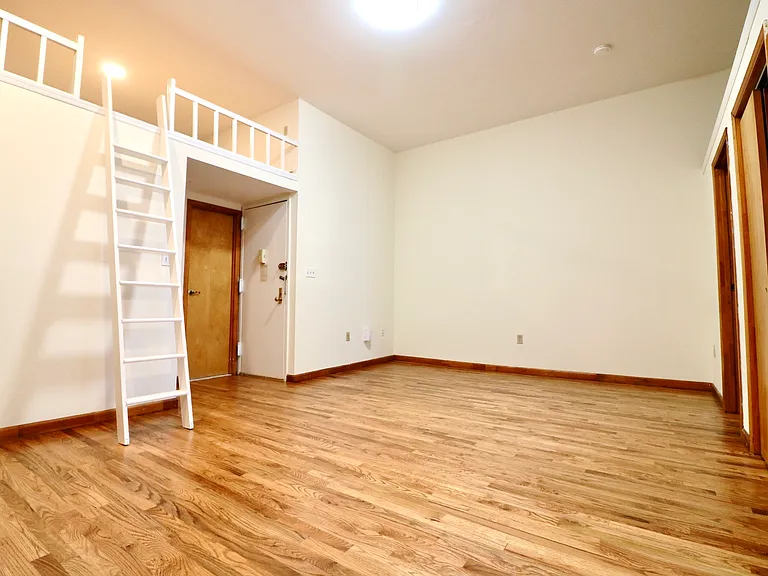 126 W 74th St #1B — Photo 5