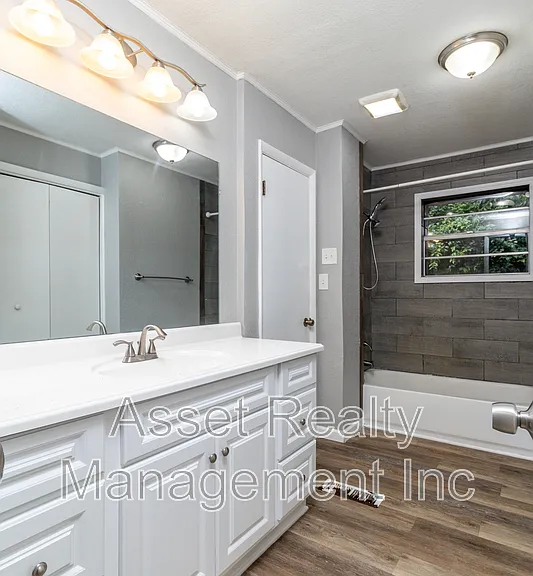 630 Colonial Dr — Photo 40