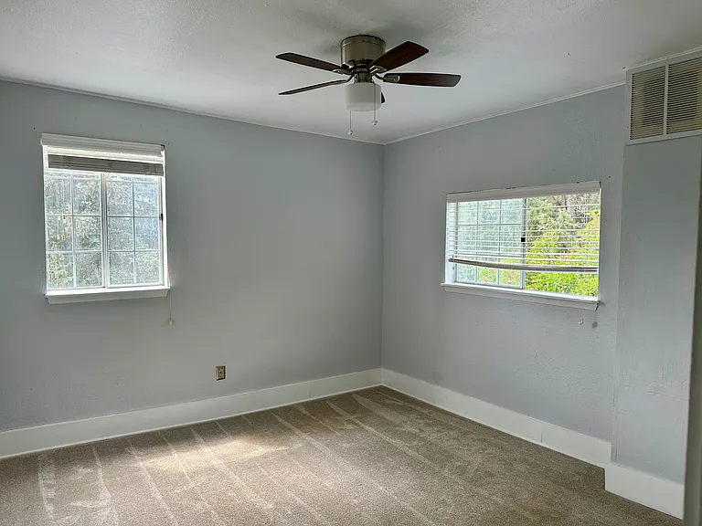 347 Glenway Ave — Photo 15