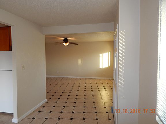4th image of 1930 Louisiana St