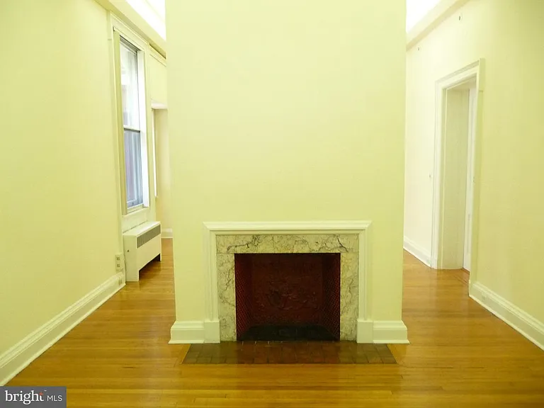 2034 Chancellor St #1F — Photo 7