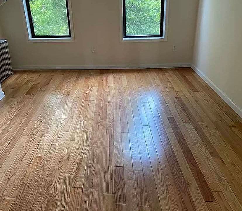 2nd image of 98 Eagle St #3
