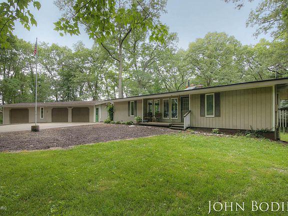 2nd image of 5451 Chauncey Dr NE